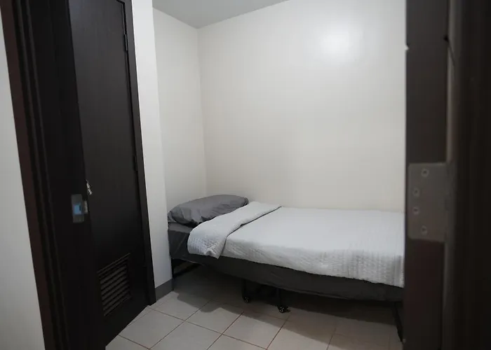 アパート Spacious 3br With Pool Access And View *